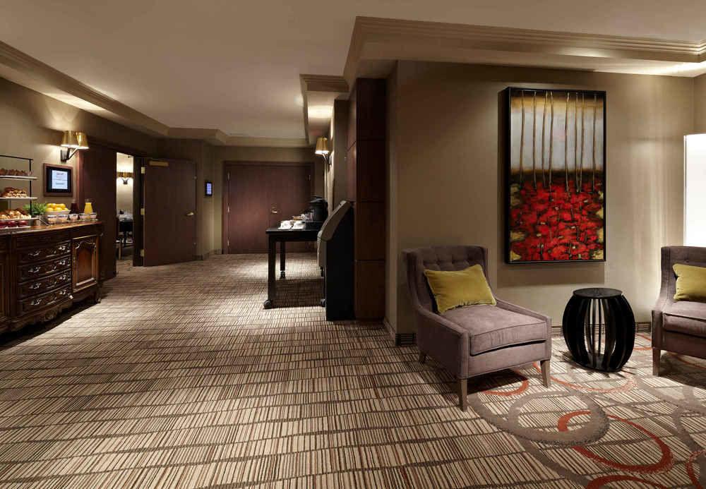Marriott Quebec City Downtown Exterior photo