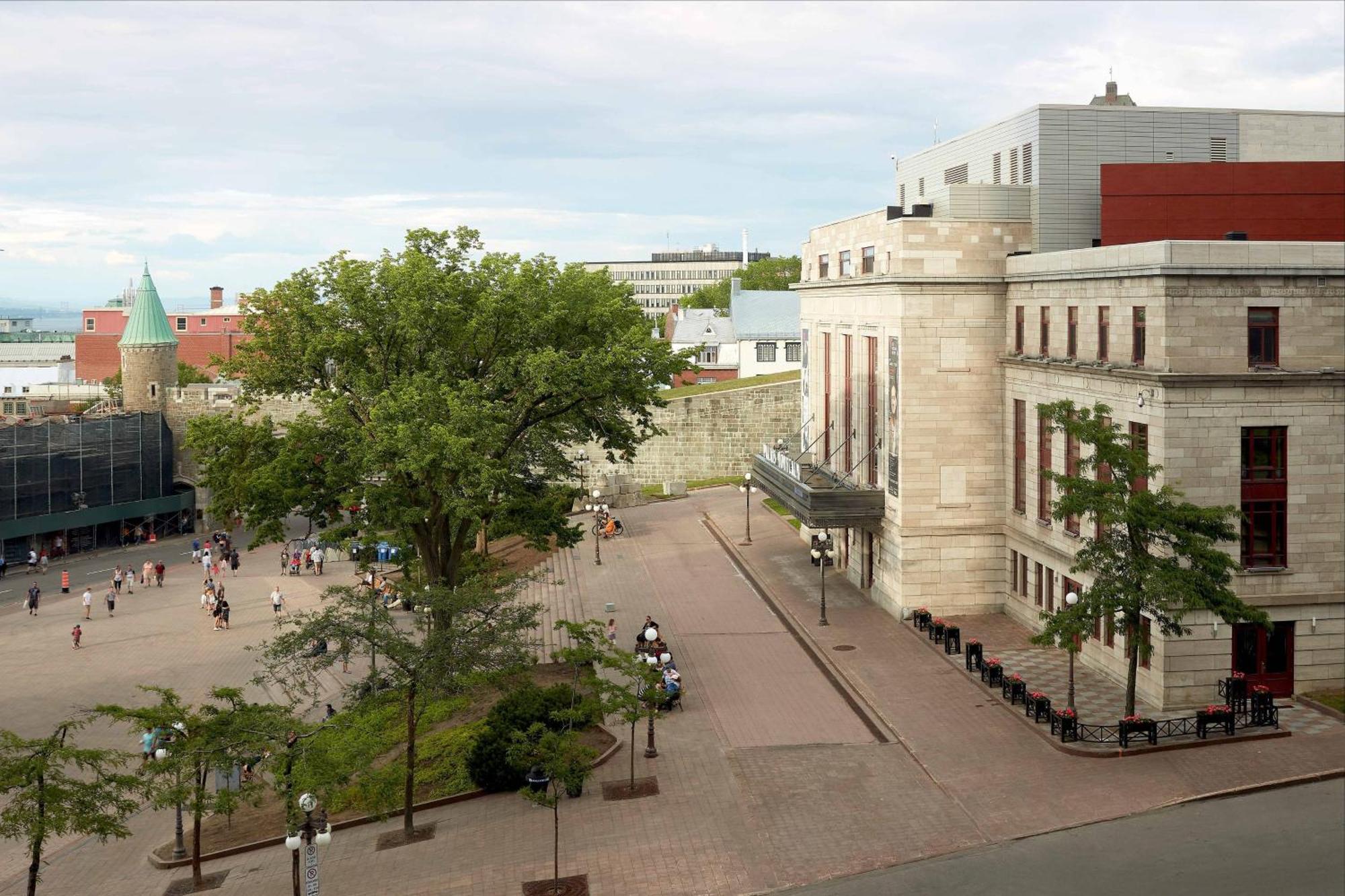 Marriott Quebec City Downtown Exterior photo