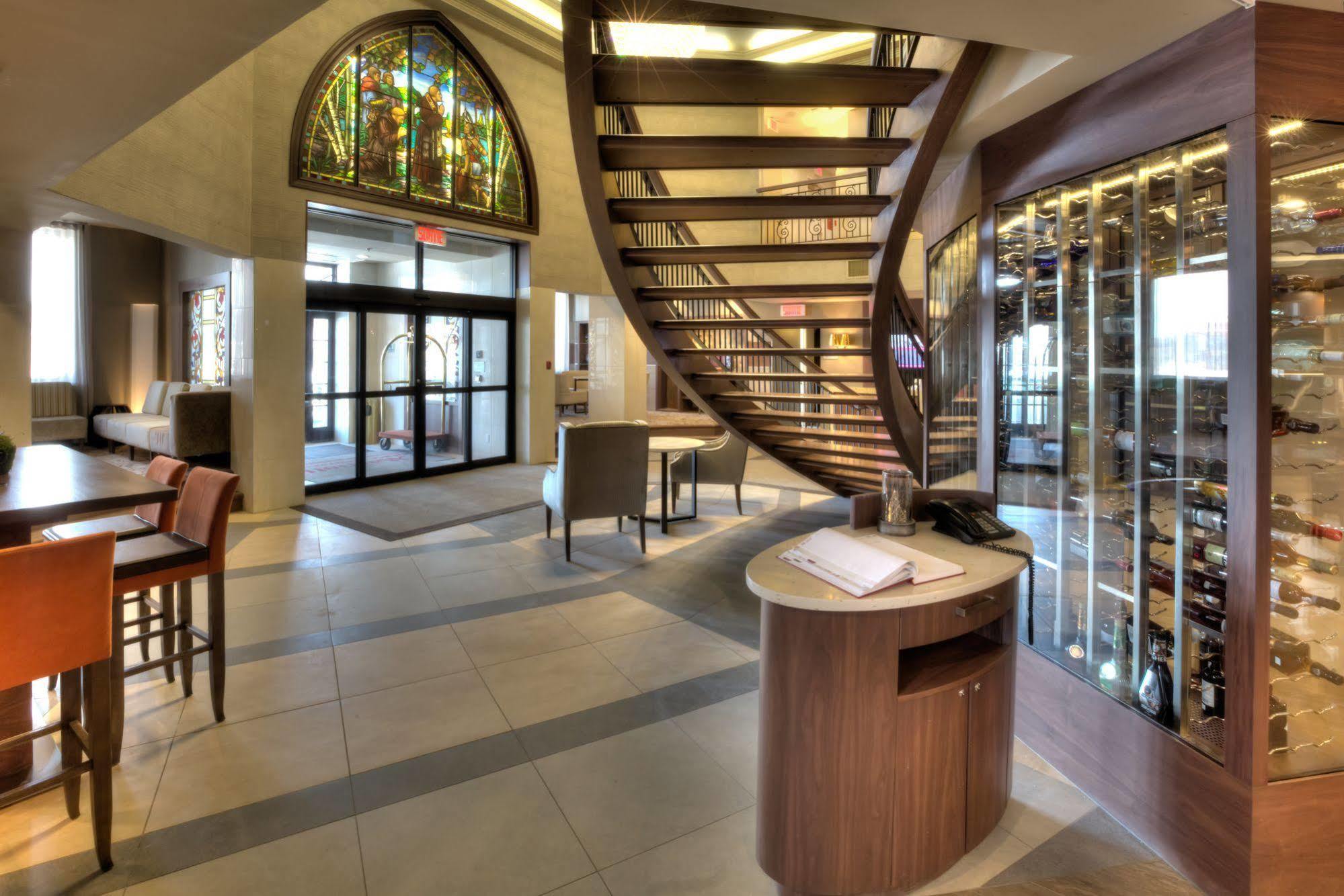 Marriott Quebec City Downtown Exterior photo